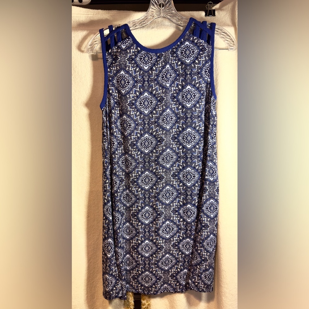 Speechless Blue and White Sleeveless Sheath Mini Dress